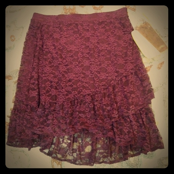 torrid Dresses & Skirts - Torrid size 4 new with tags skirt